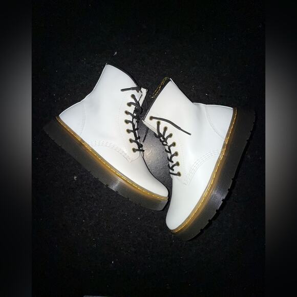 NEW WHITE DR. MARTENS ZAVALA COMBAT BOOTS SZ 9 WOMAN - Picture 4 of 12